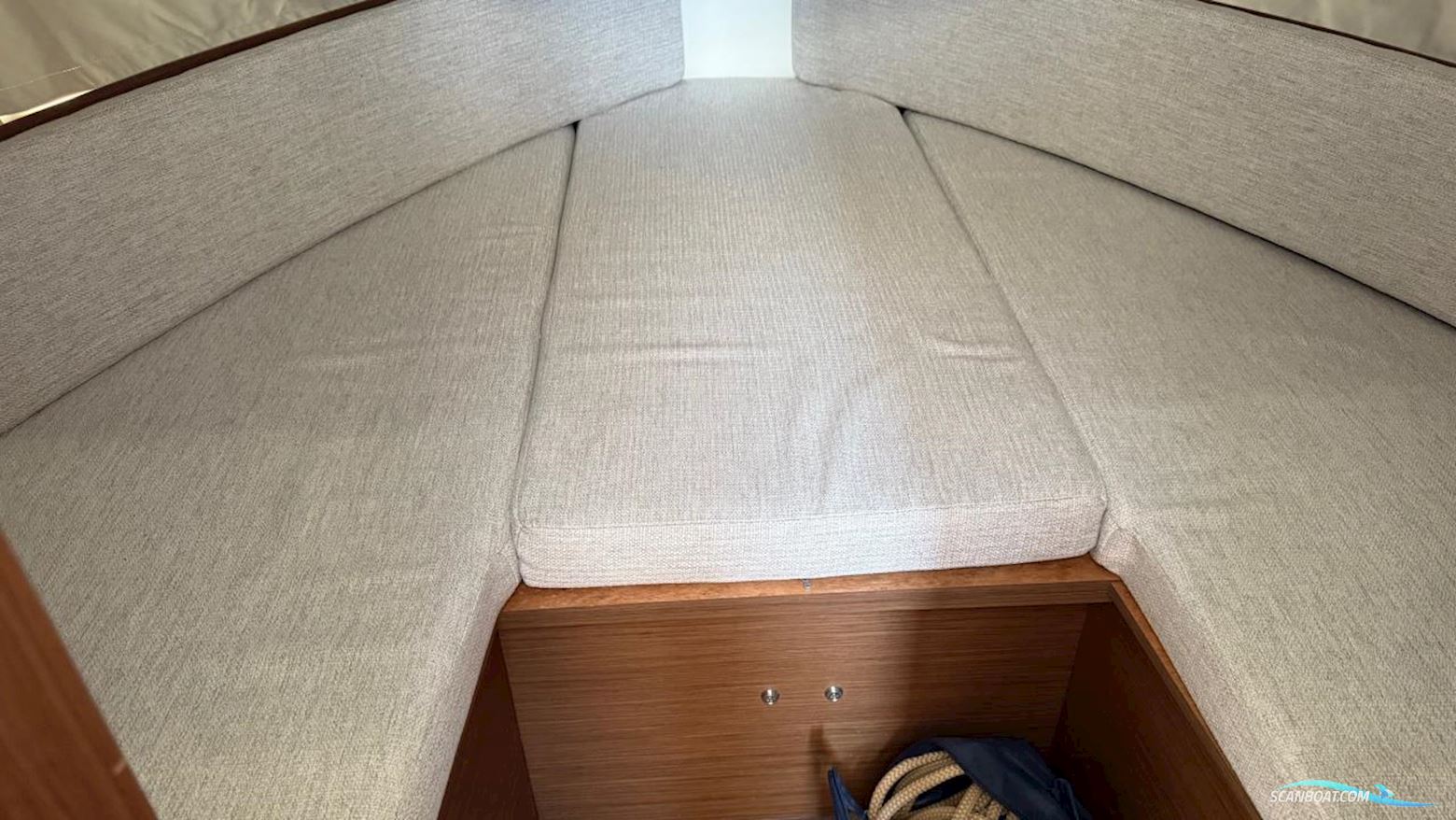 JEANNEAU MOTORBÅT MERRY FISHER 895 SPORT