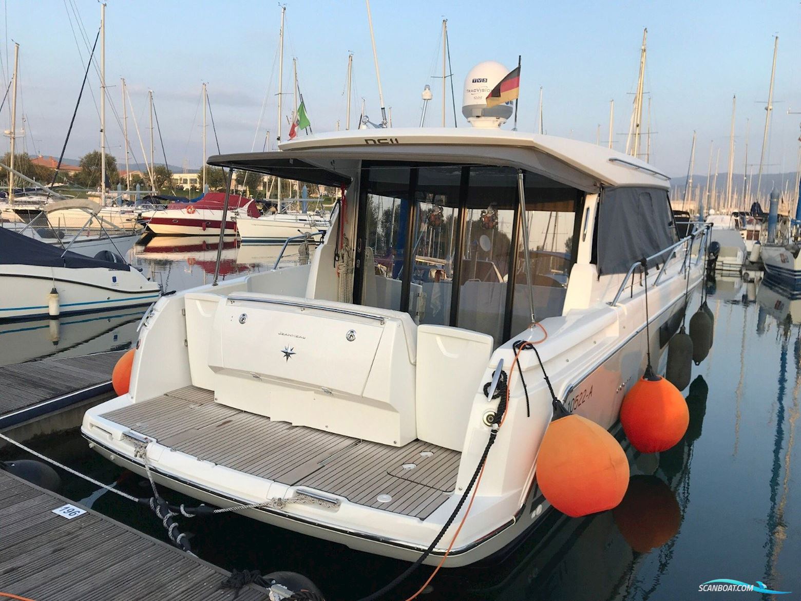 Jeanneau NC 11 Motorboten 2019, met Volvo Penta D3-200 motor, Italië