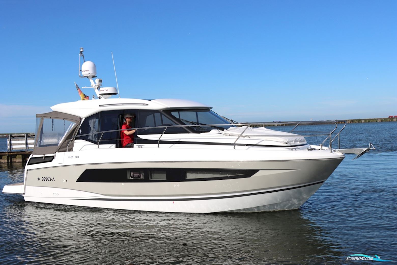Jeanneau NC 33