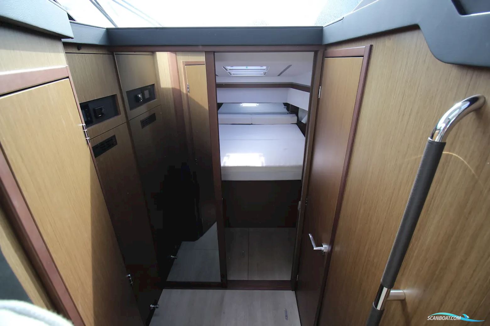 Jeanneau NC 33