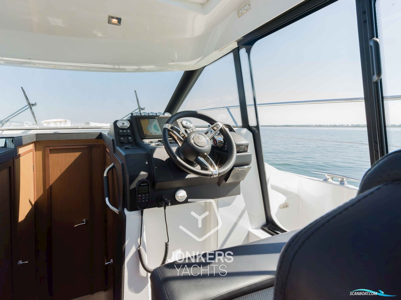 Jeanneau NC 37