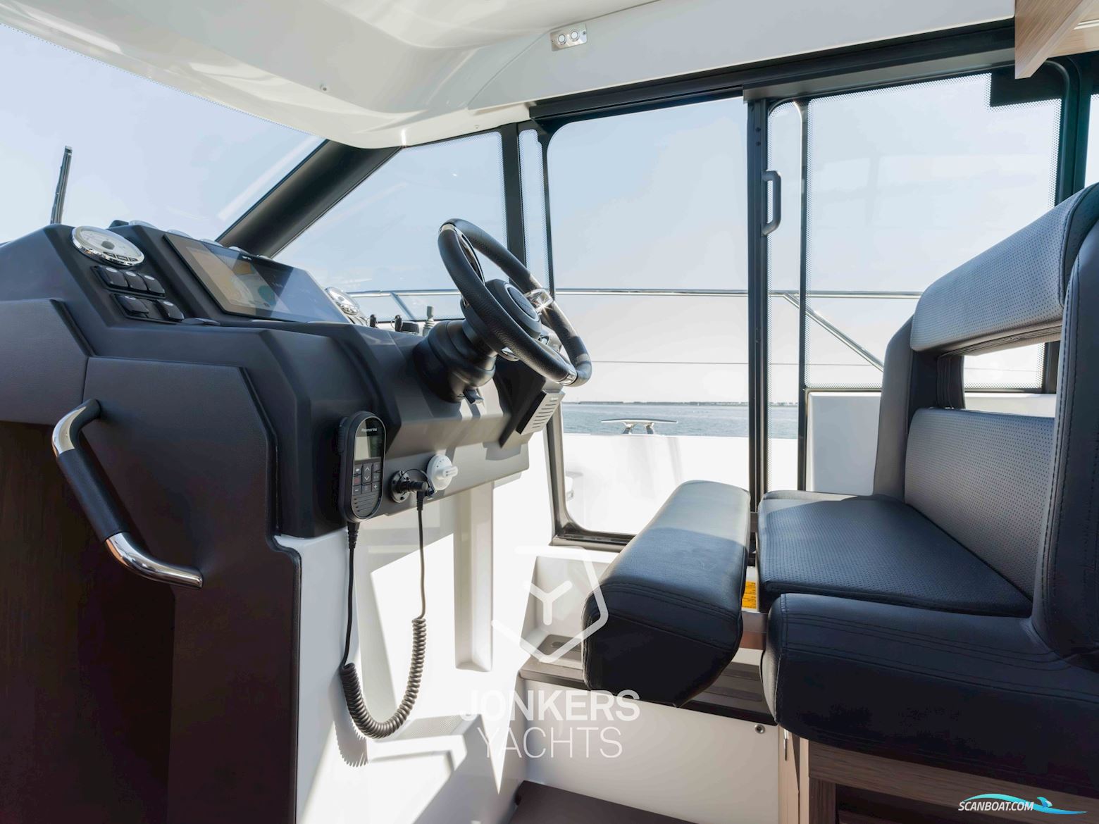 Jeanneau NC 37