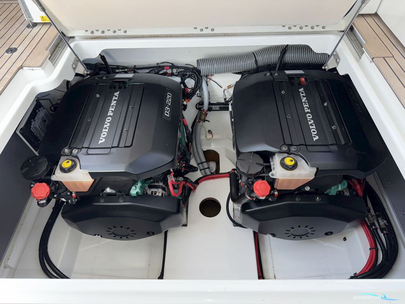 Jeanneau NC 37
