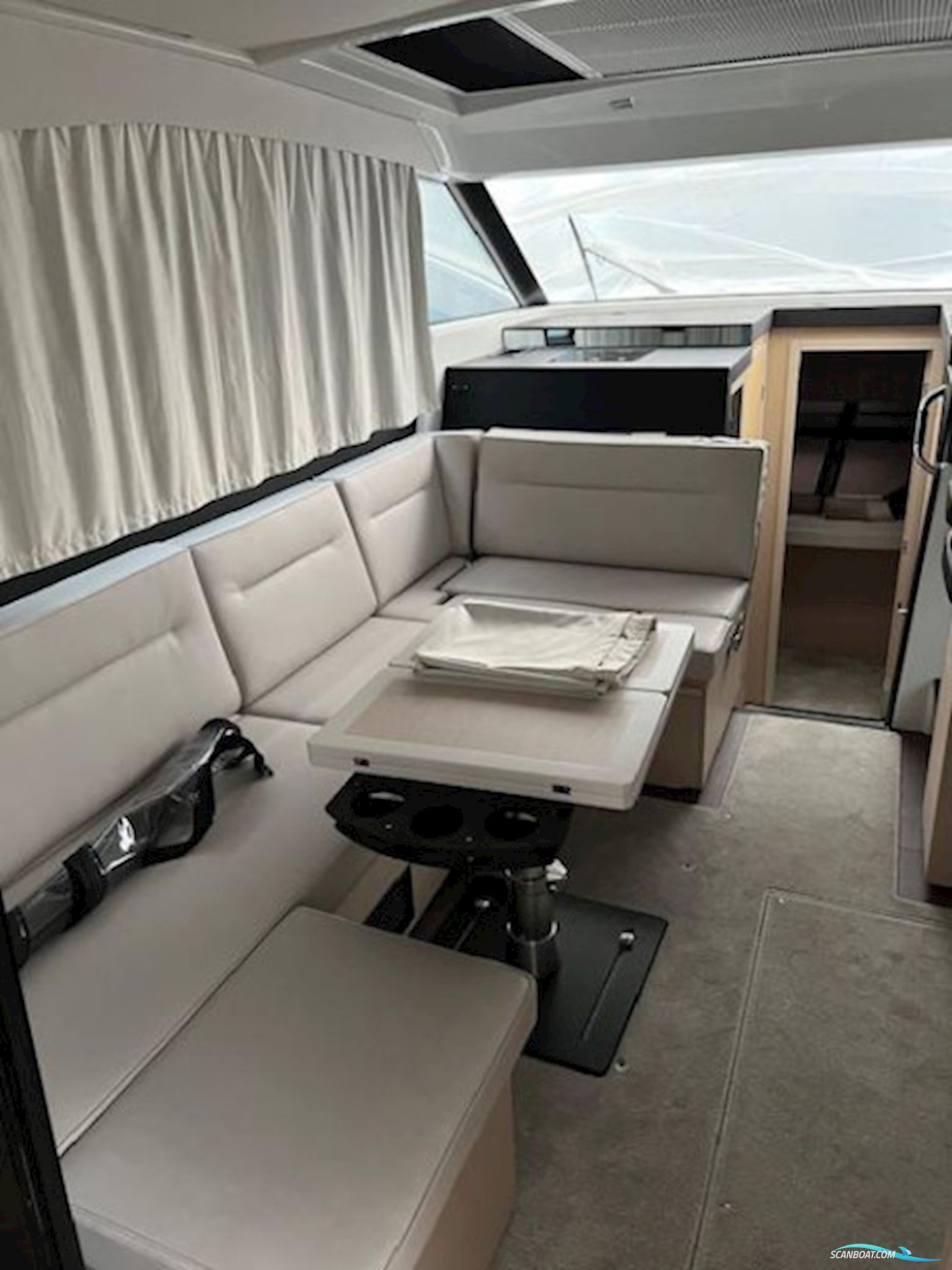 Jeanneau NC37