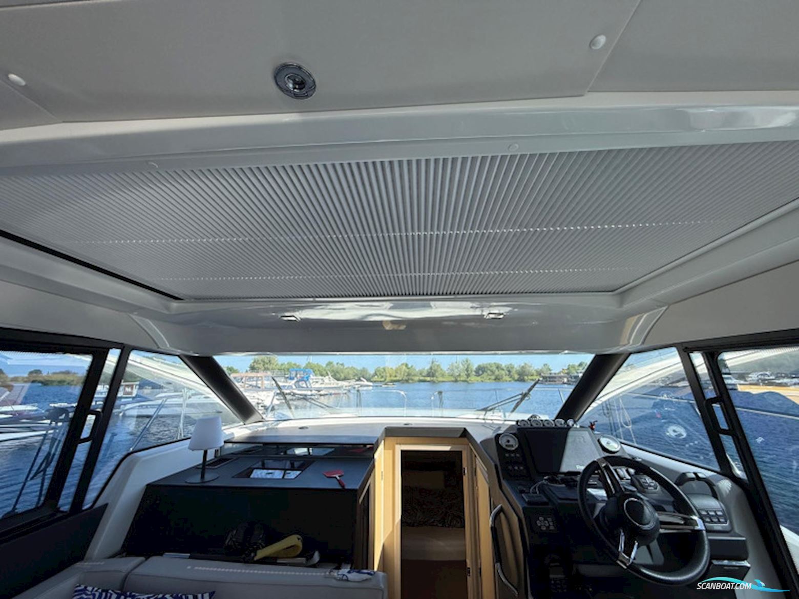 Jeanneau NC37