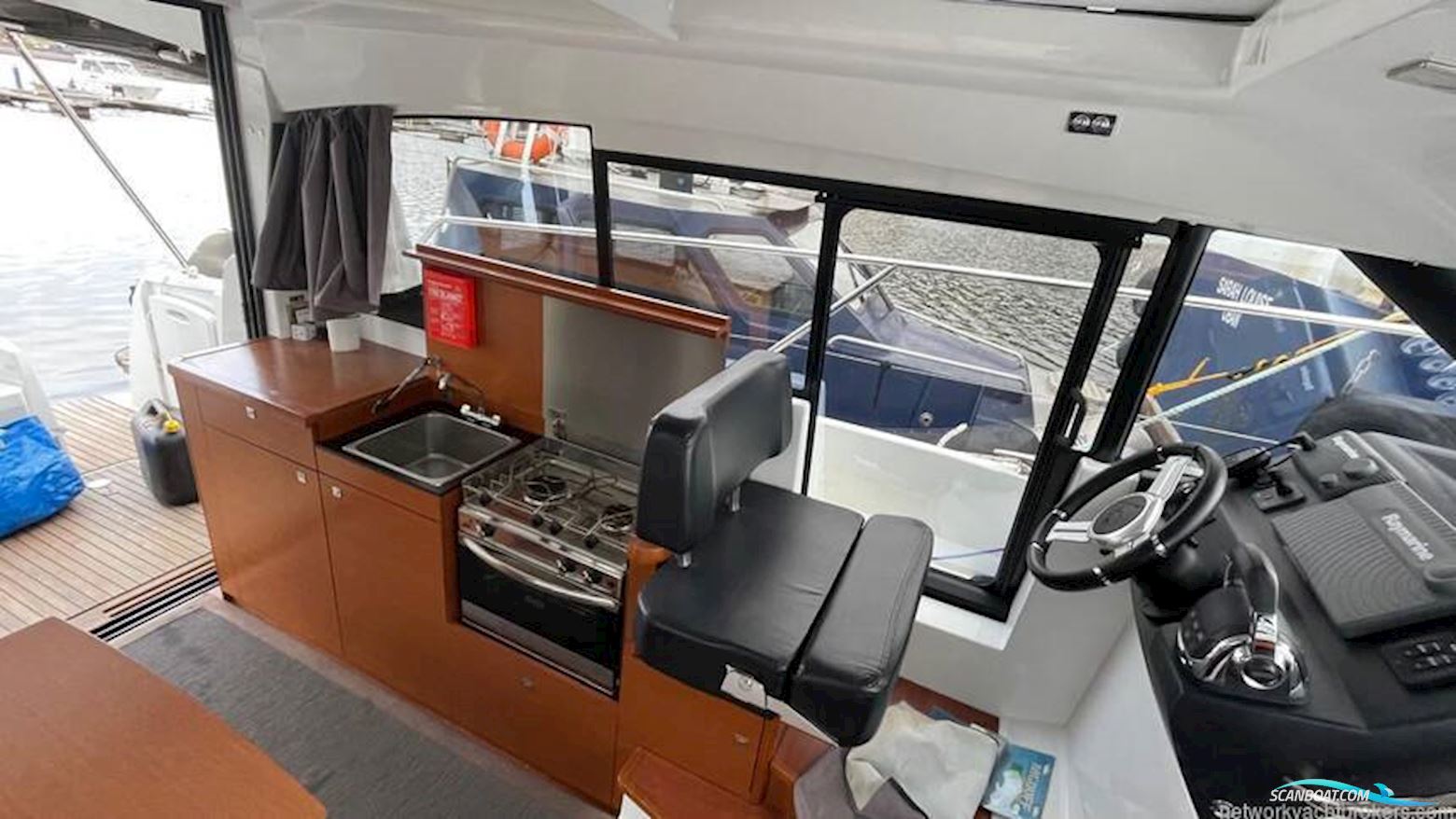 Jeanneau NC9