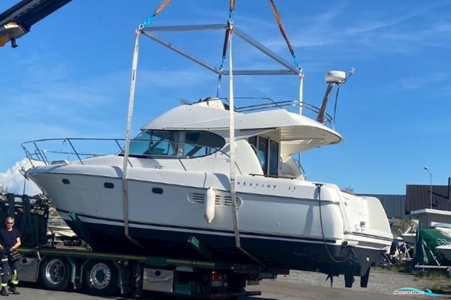 Jeanneau Prestige 32 Fly