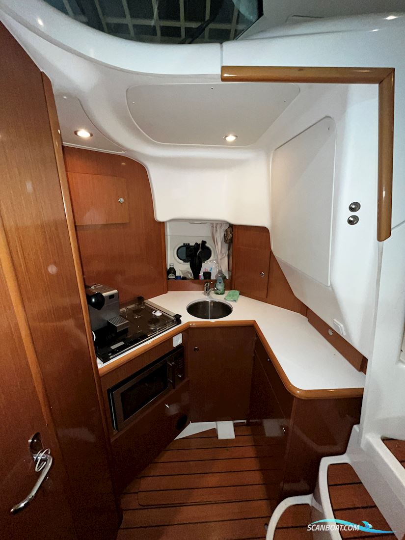Jeanneau Prestige 32 Fly