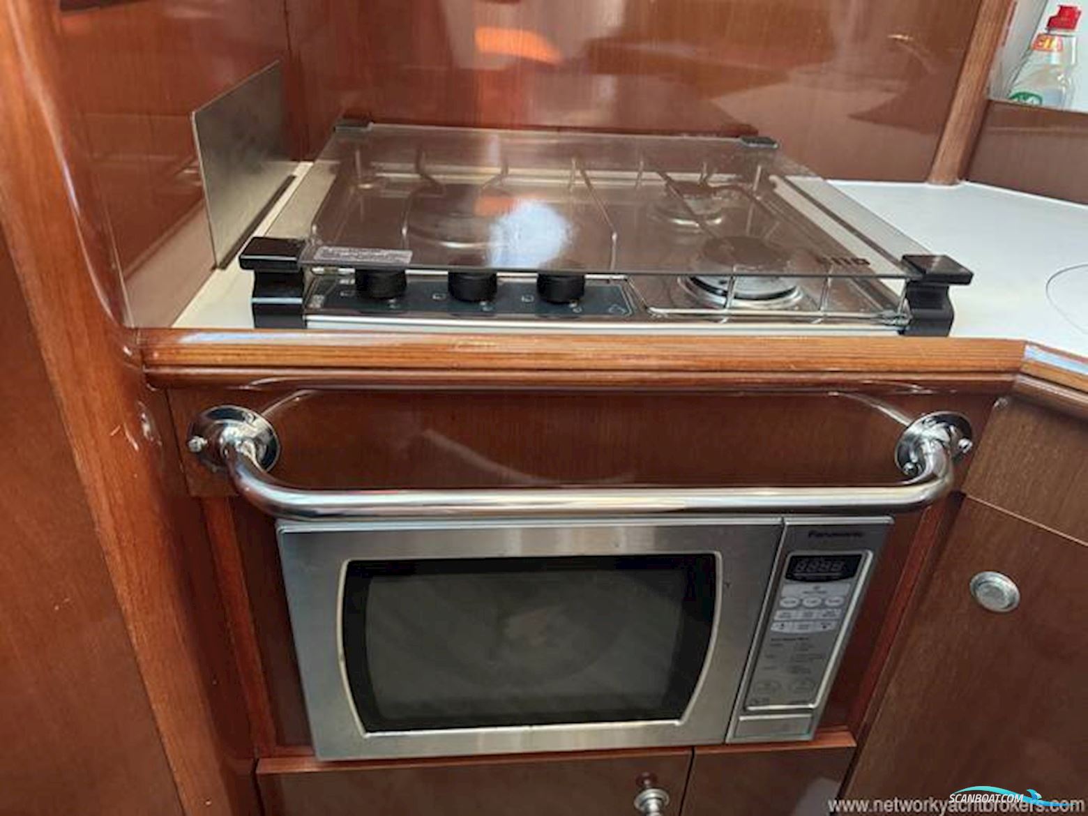 Jeanneau Prestige 32