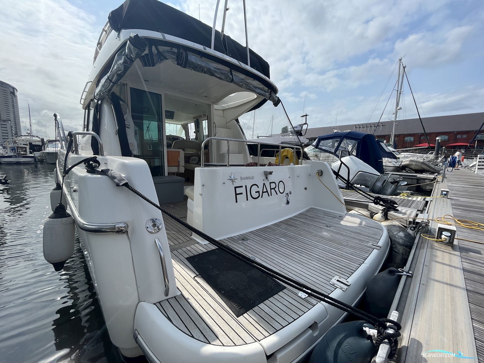 Jeanneau Prestige 32
