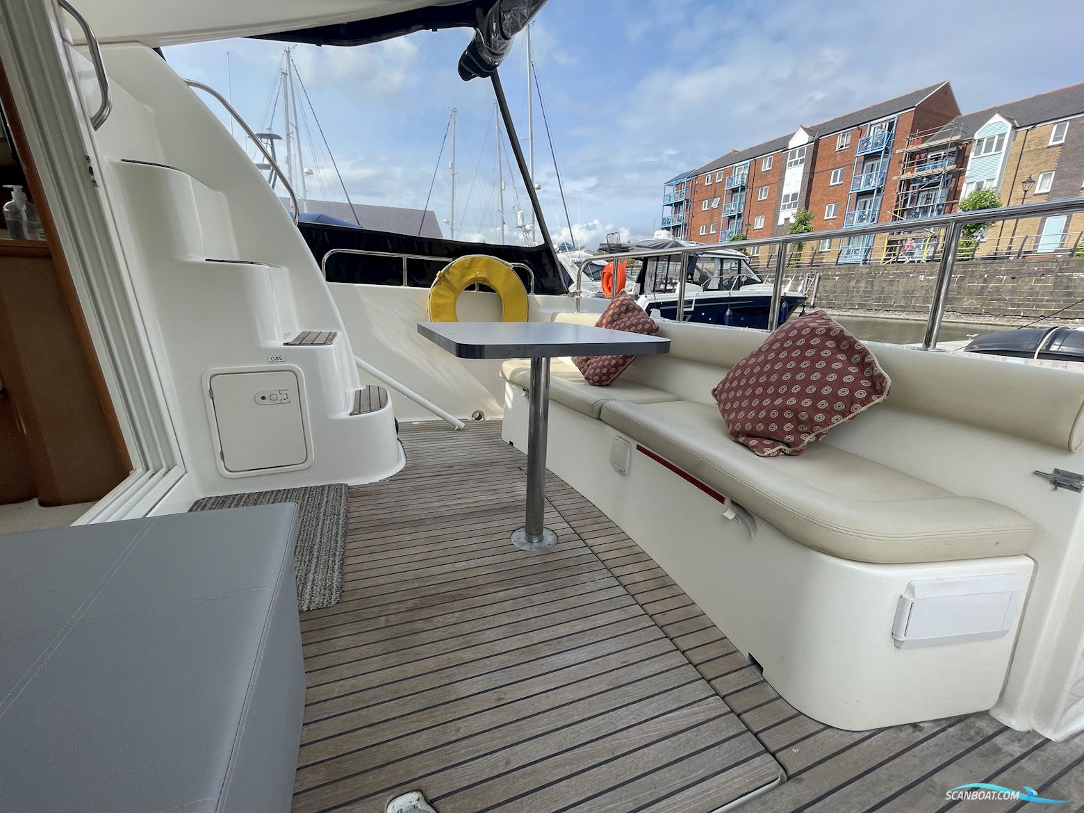 Jeanneau Prestige 32