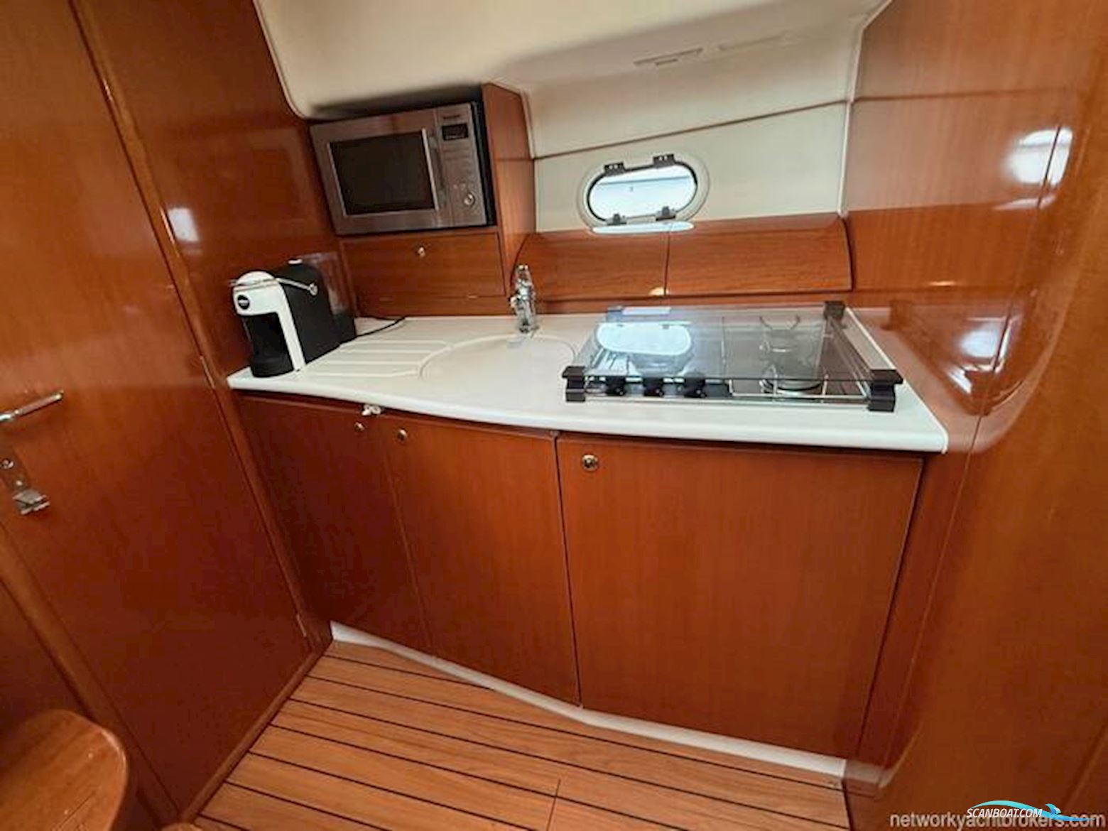 Jeanneau Prestige 34 S Hardtop