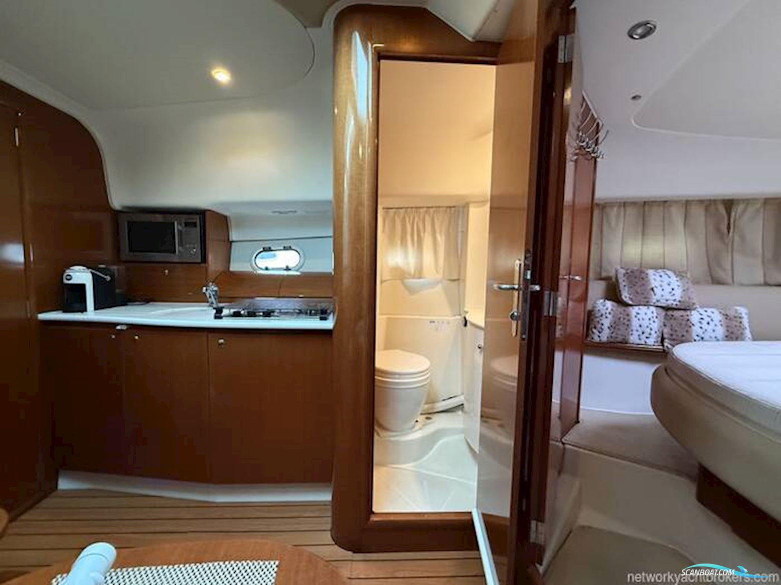 Jeanneau Prestige 34 S Hardtop