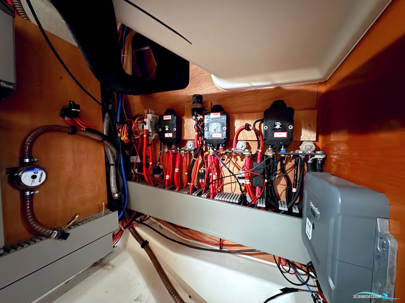 Jeanneau Prestige 34S Volvo Penta D4-260 EVC