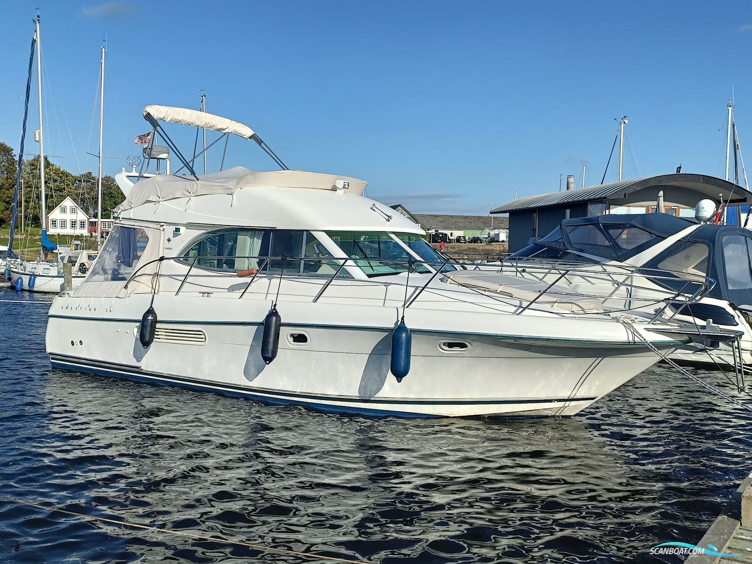 Jeanneau Prestige 36 Fly Motorboten 2003, met Volvo Penta Kad 300 motor, Denemarken