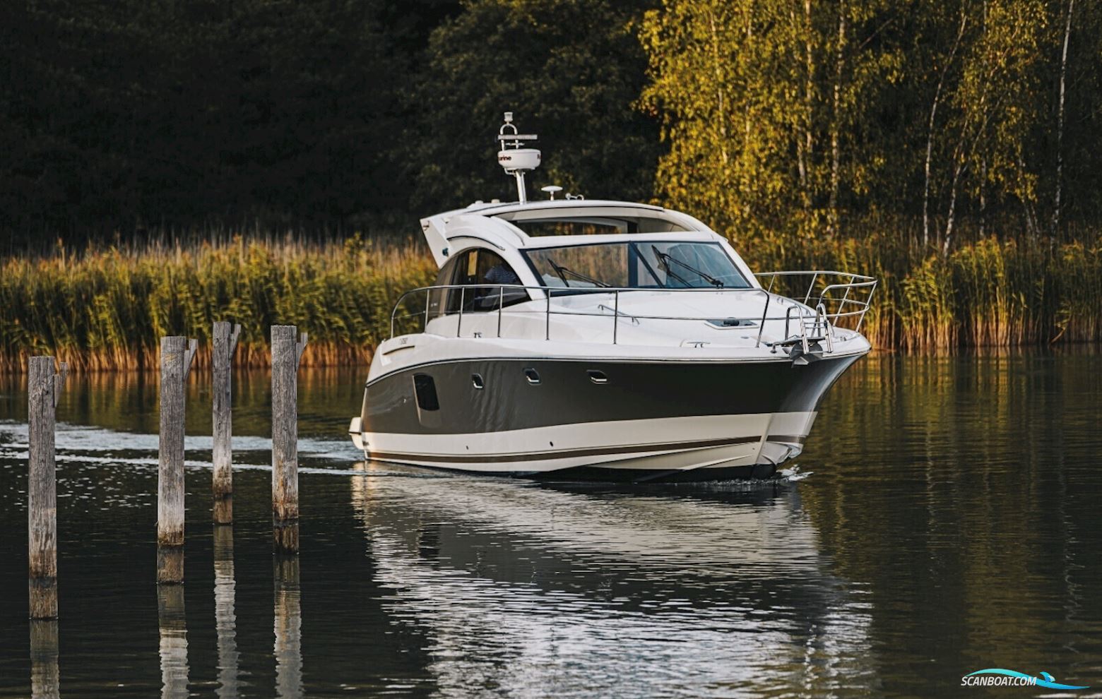 Jeanneau Prestige 390 S Motorboten 2011, met Mercruiser motor, Sweden