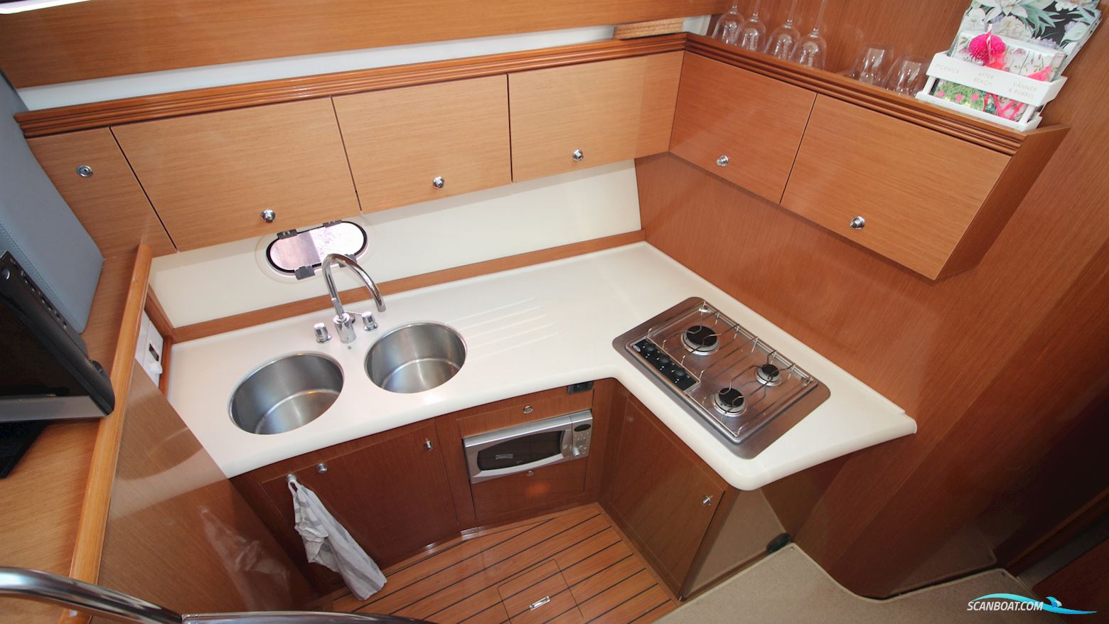 Jeanneau Prestige 42