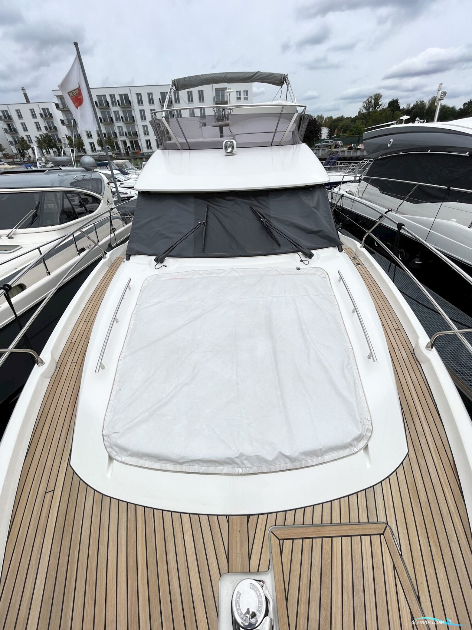 Jeanneau Prestige 420 Flybridge