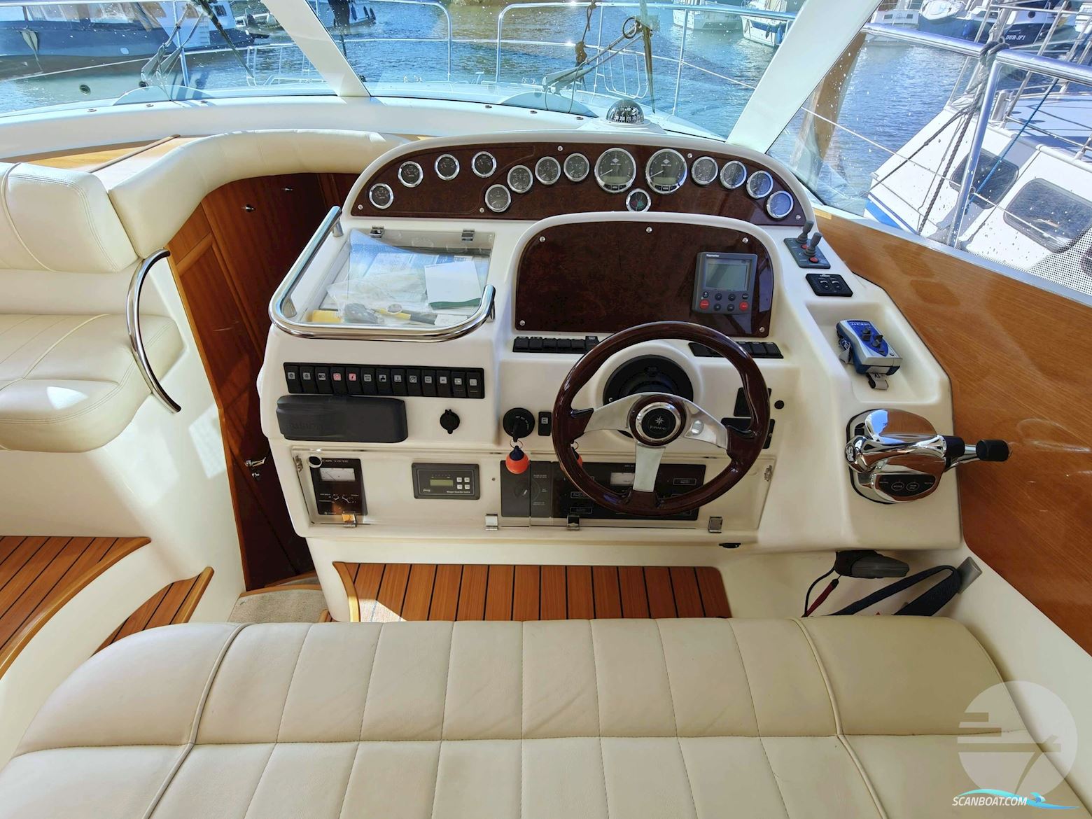 Jeanneau Prestige 46 Flybridge