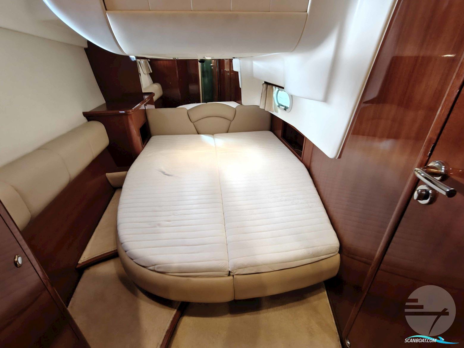 Jeanneau Prestige 46 Flybridge