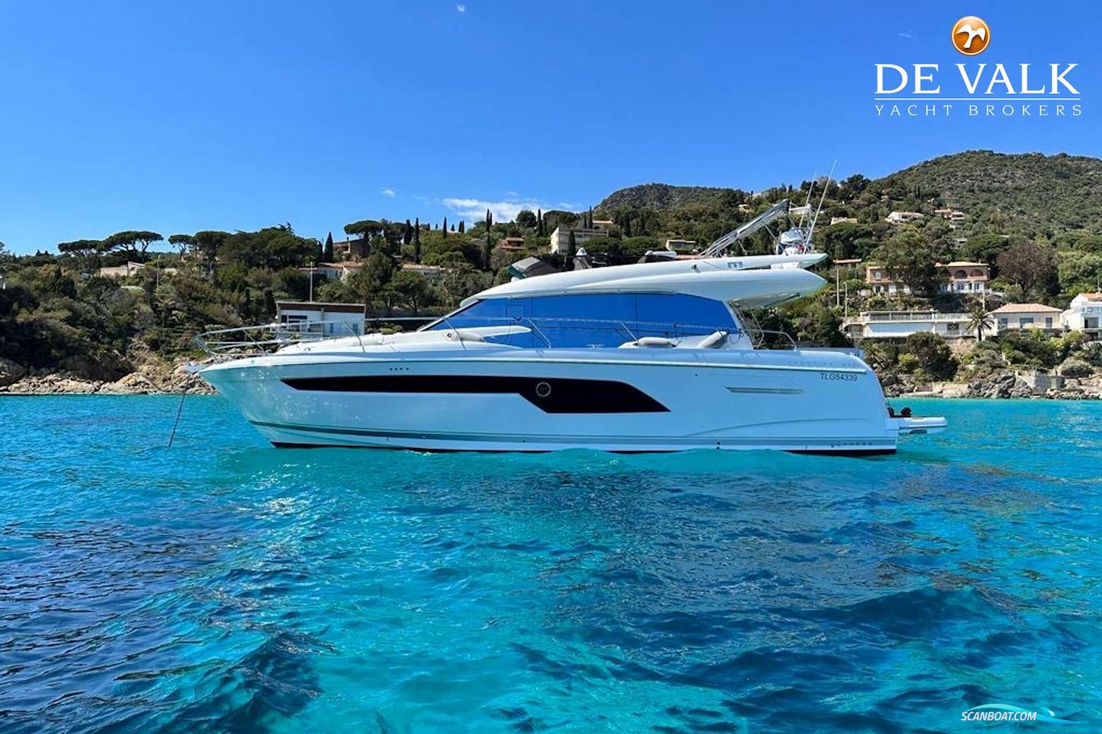 Jeanneau Prestige 50.