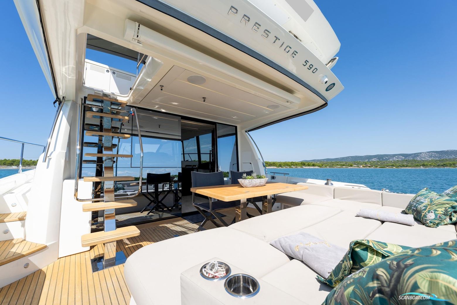 Jeanneau Prestige 590