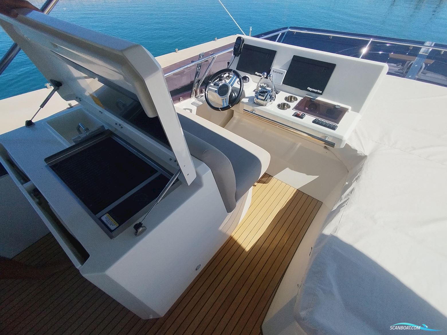 Jeanneau Prestige 590