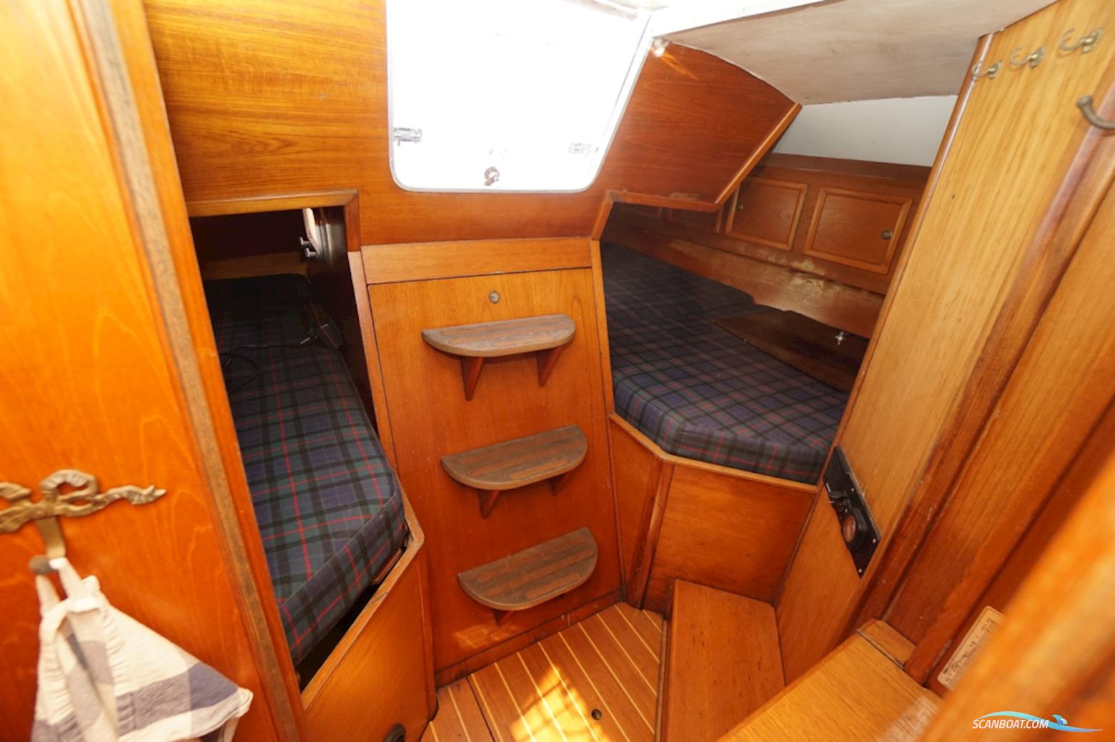 Jeanneau Selection 37