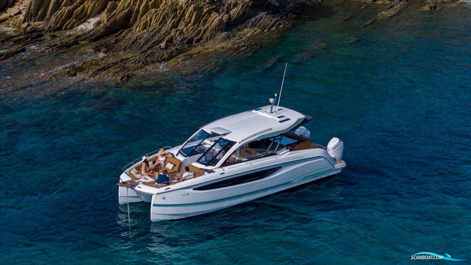 Jeanneau TH38 Twin-Hull Motorboten 2026, met Mercury motor, The Netherlands