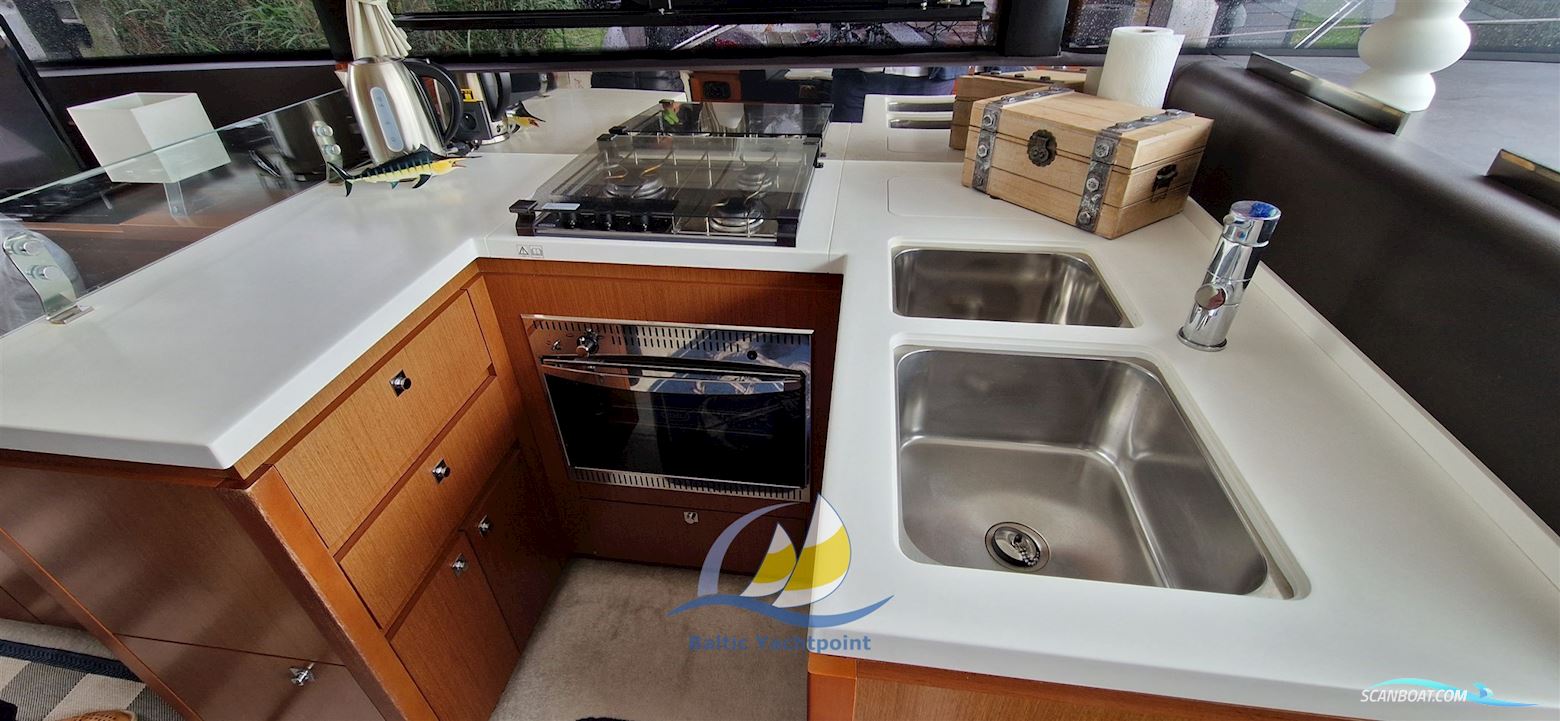 Jeanneau Velasco 43F