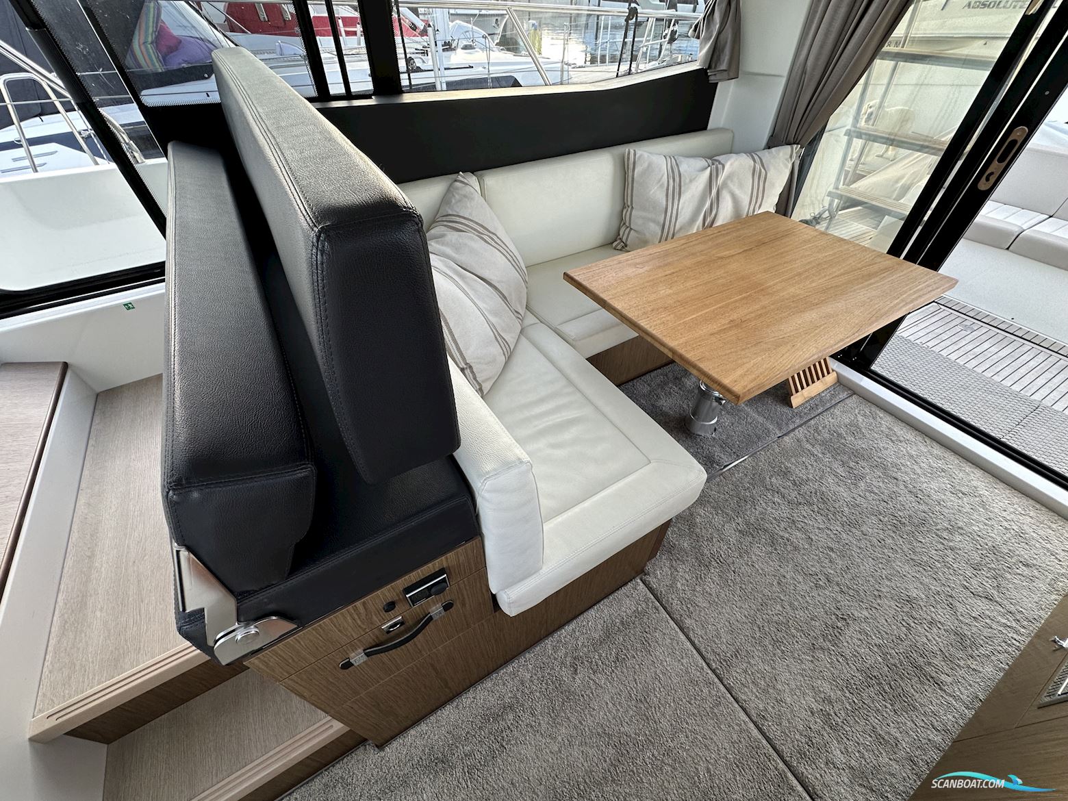 Jeanneau Velasco F 37