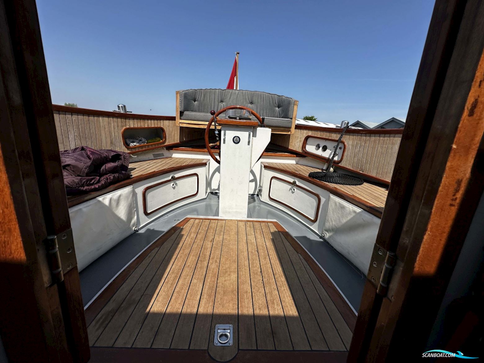 KAJUITSLOEP Ex-reddingssloep