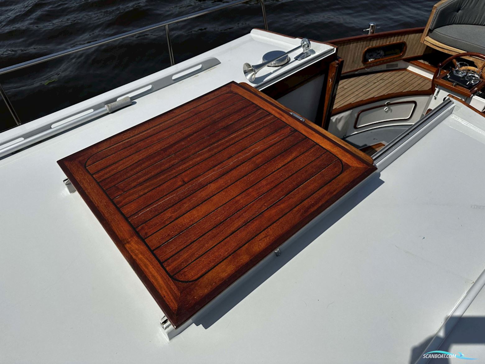 KAJUITSLOEP Ex-reddingssloep