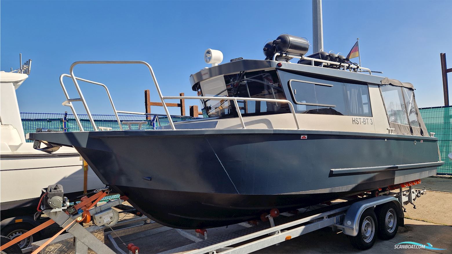 Kajütboot Motorboten 2022, met Suzuki motor, Duitsland