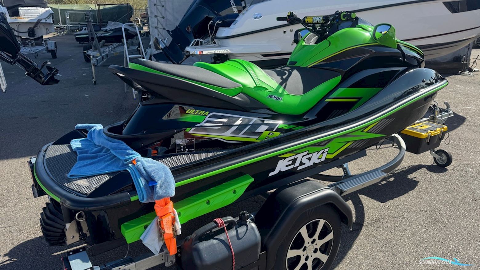 Kawasaki Ultra 310 R