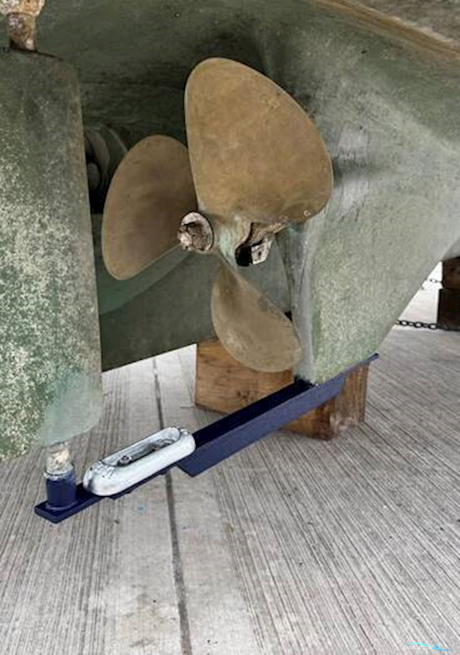 Kent Cory Yachts  33