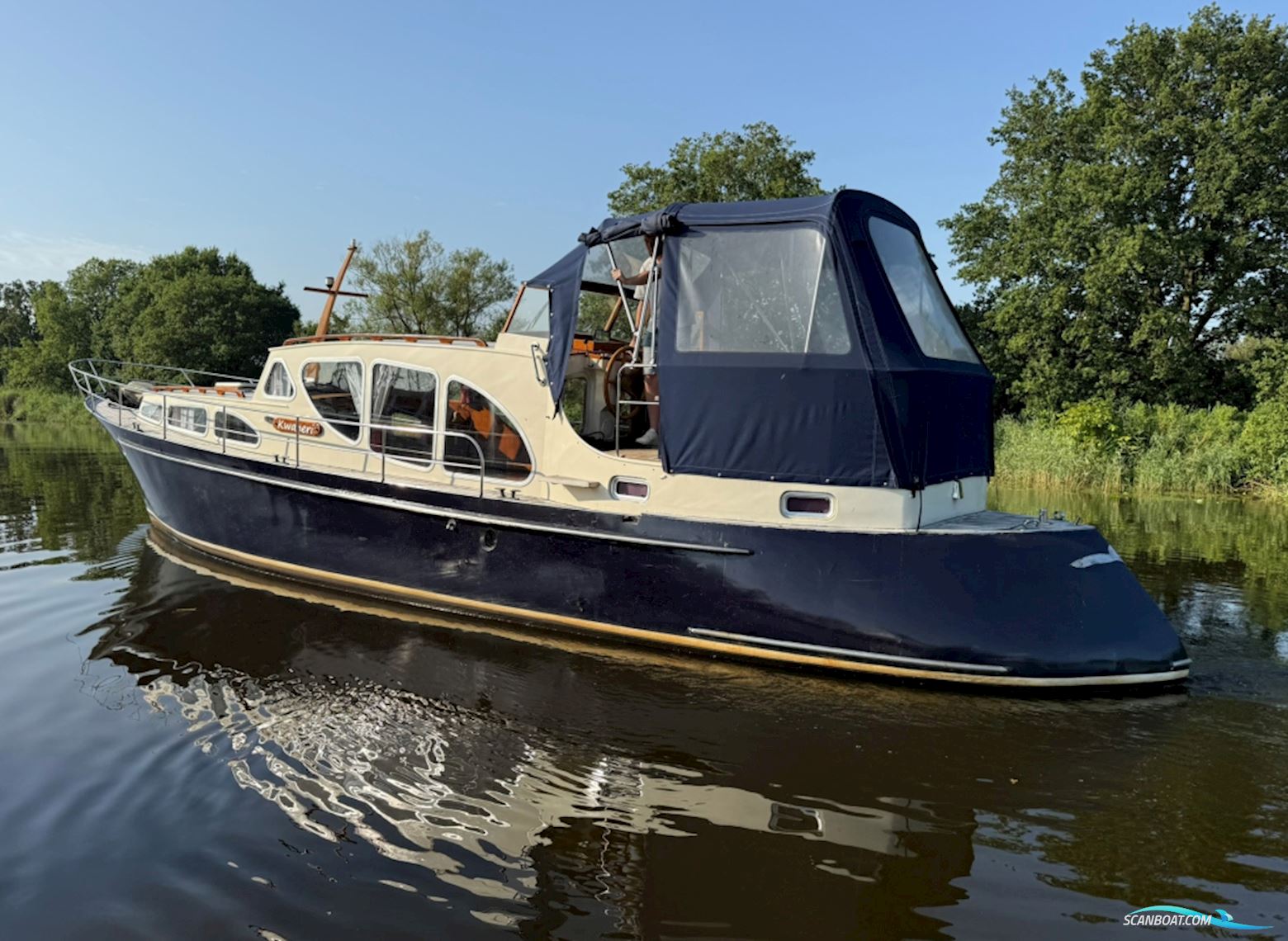 Klassiek Rondspant Motoryacht  1280