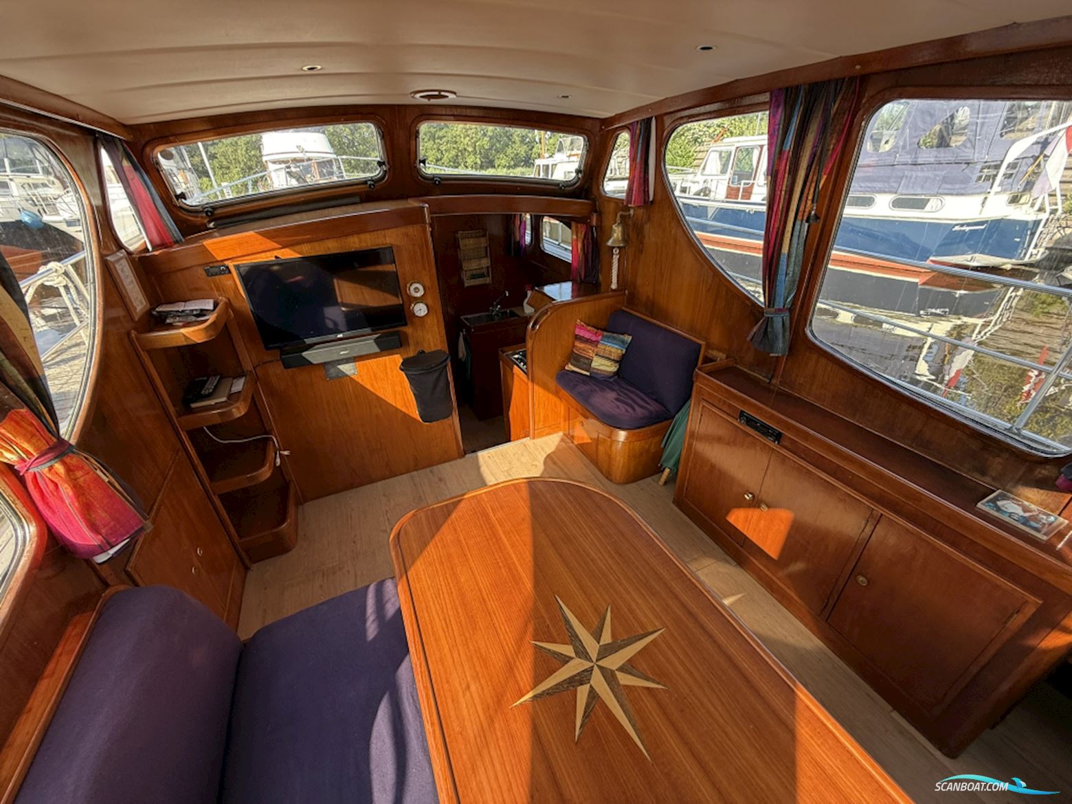 Klassiek Rondspant Motoryacht  1280