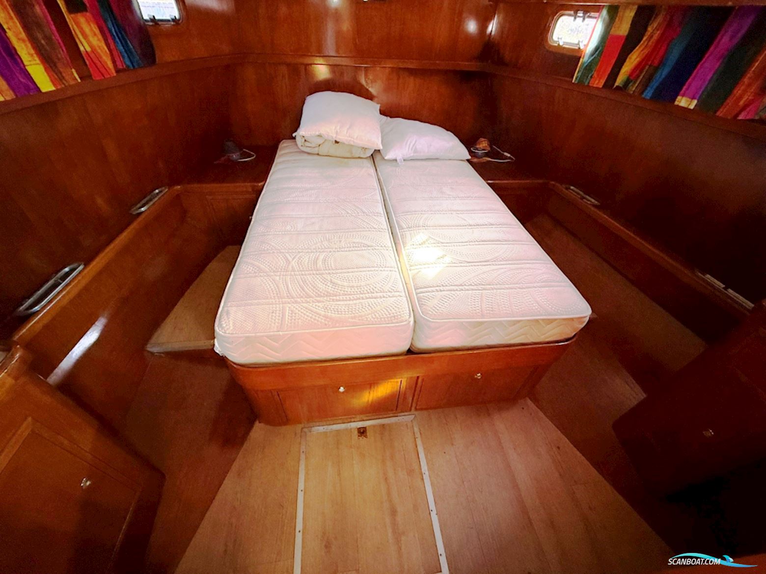 Klassiek Rondspant Motoryacht  1280