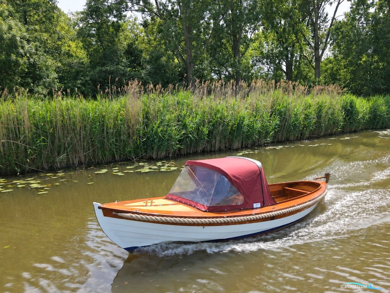 Klassieke Mahoniehouten Sloep 6.20