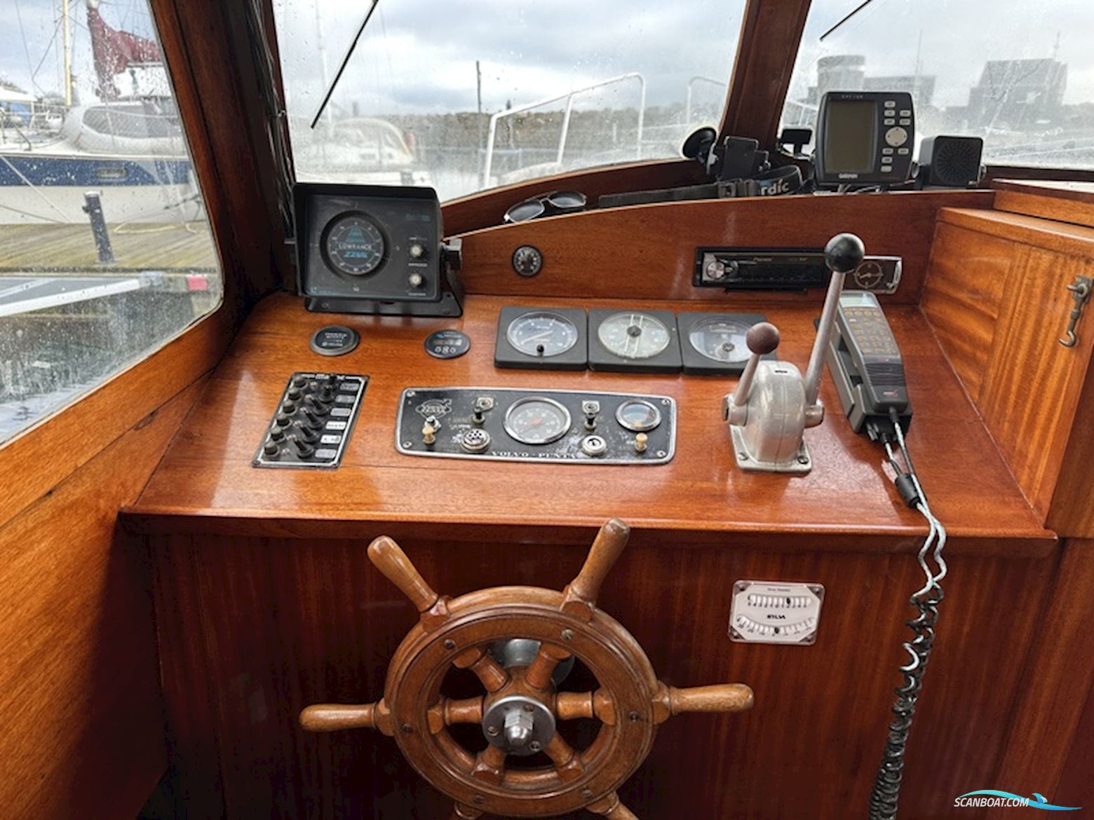 Klassisk Mahogni motorbåd/sejler