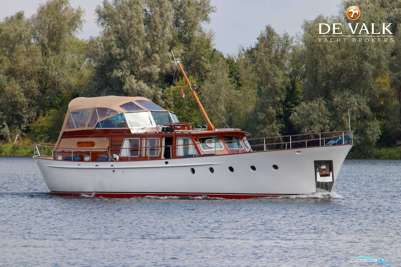 Kok Spitsgatkotter 16.50 Motorboten 1958, met Deutz motor, The Netherlands