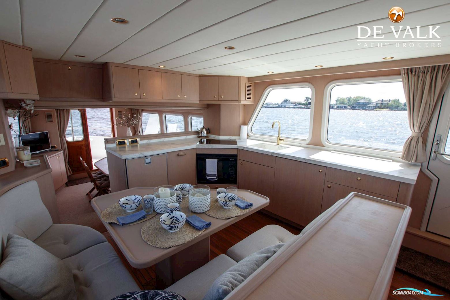 Kompier Canoe Stern 1650 Trawler