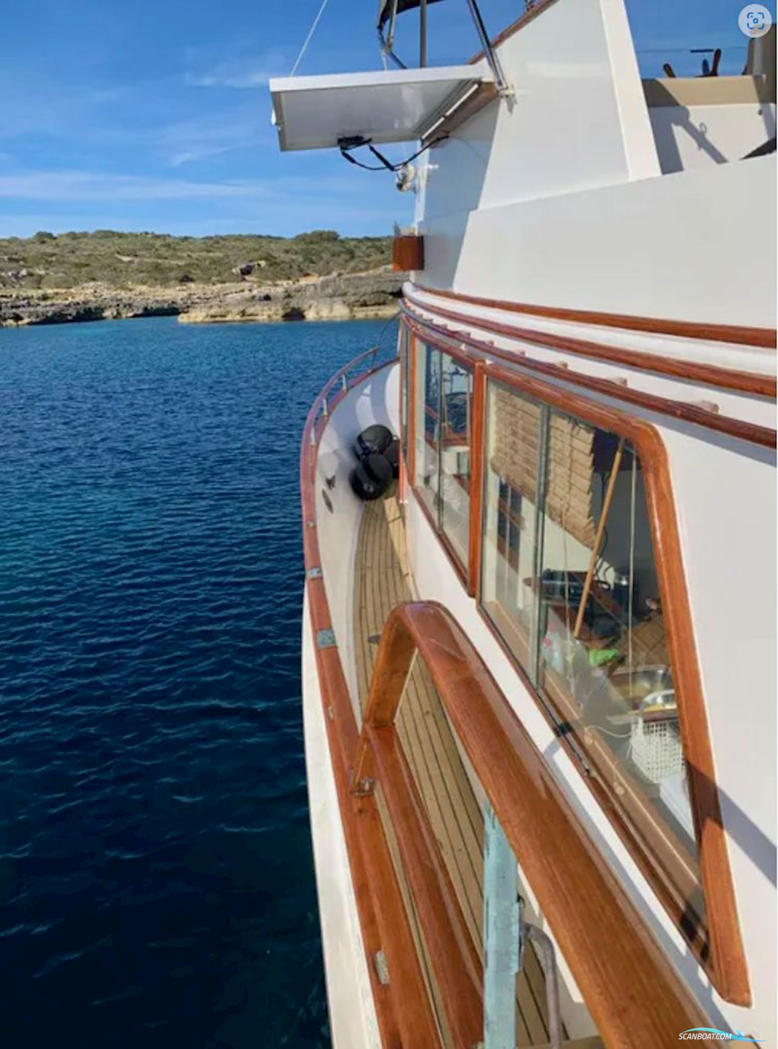 Kong And Halversen HK Island Gypsy 44