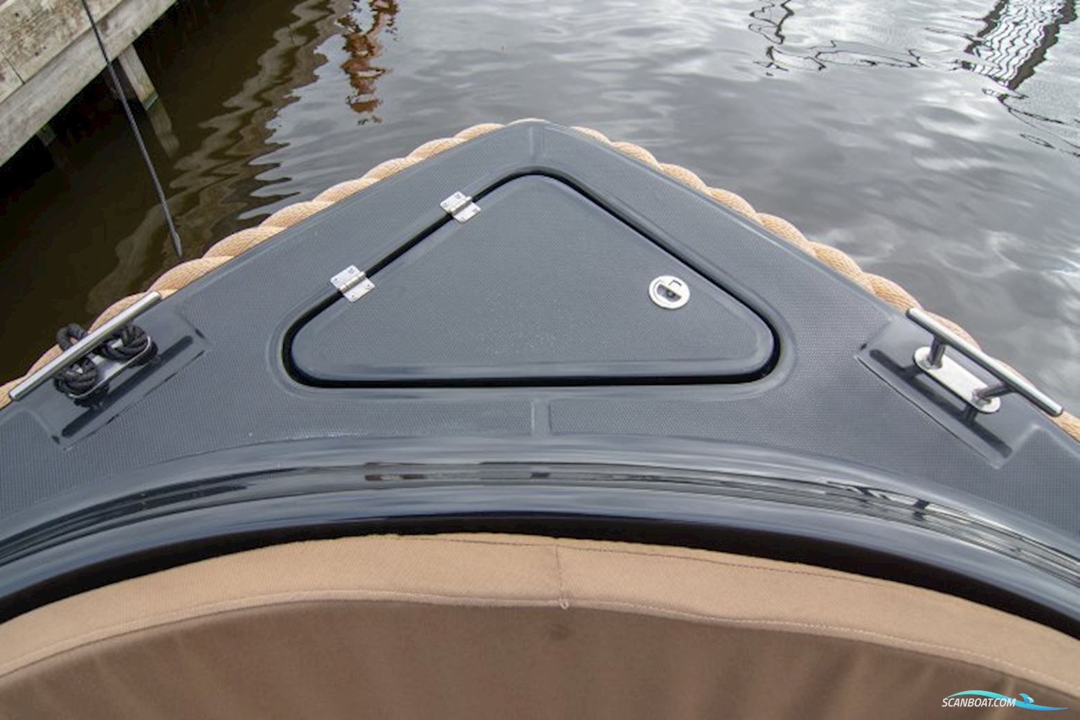 Lago Amore 570 Tender