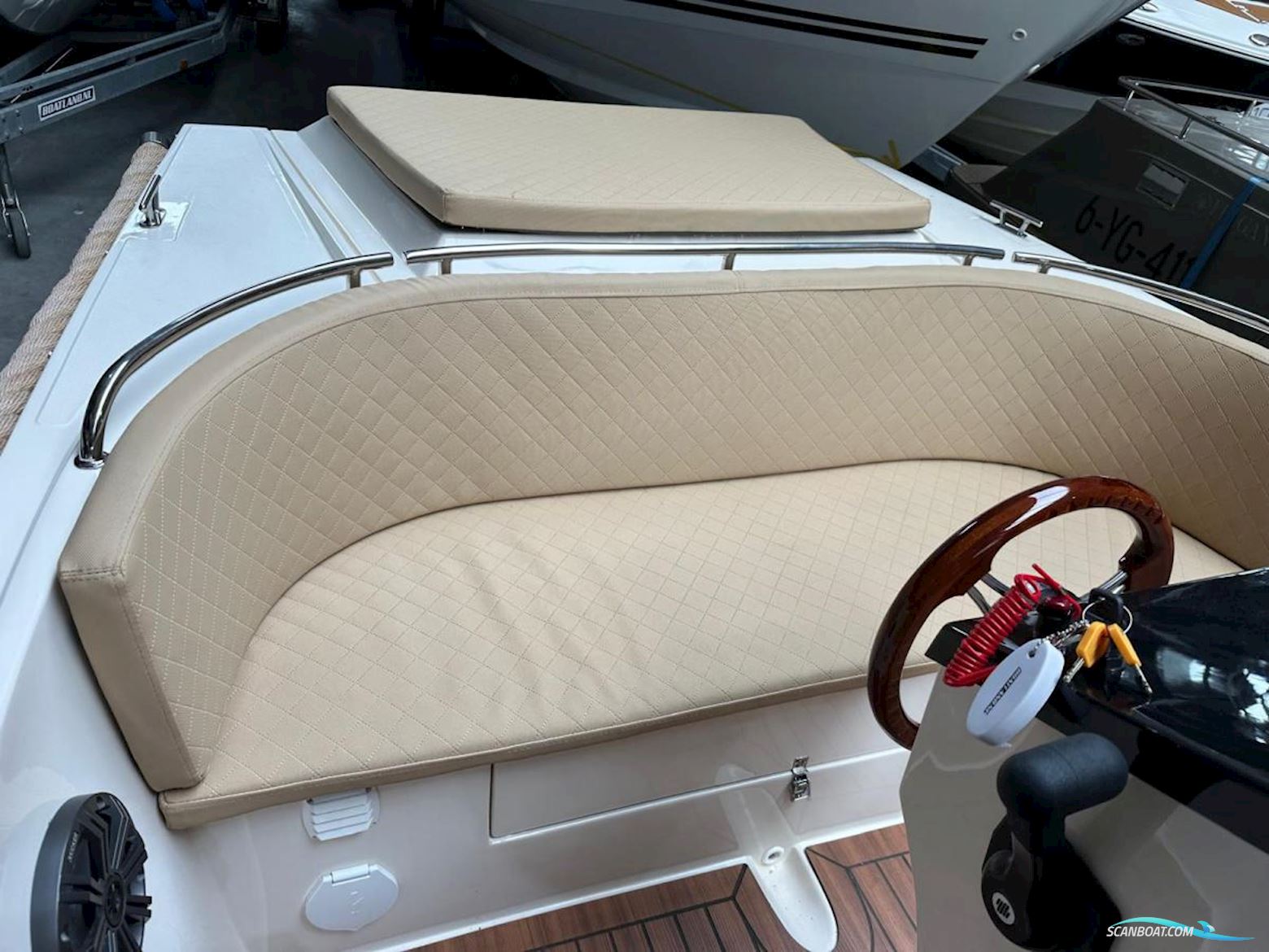 Lago Amore 595 Tender