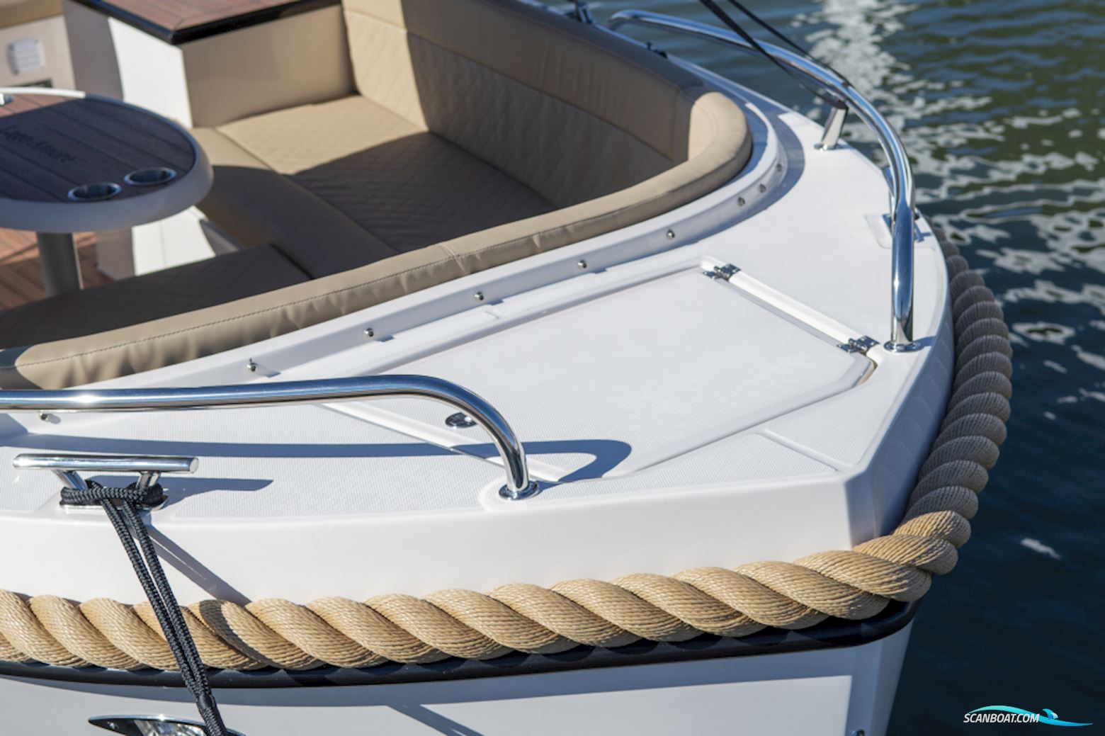 Lago Amore 606 Tender