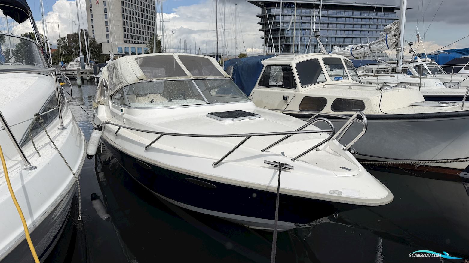 Laguna 7500