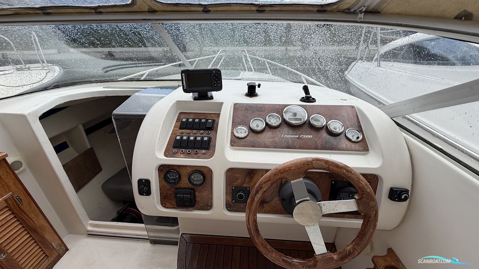 Laguna 7500