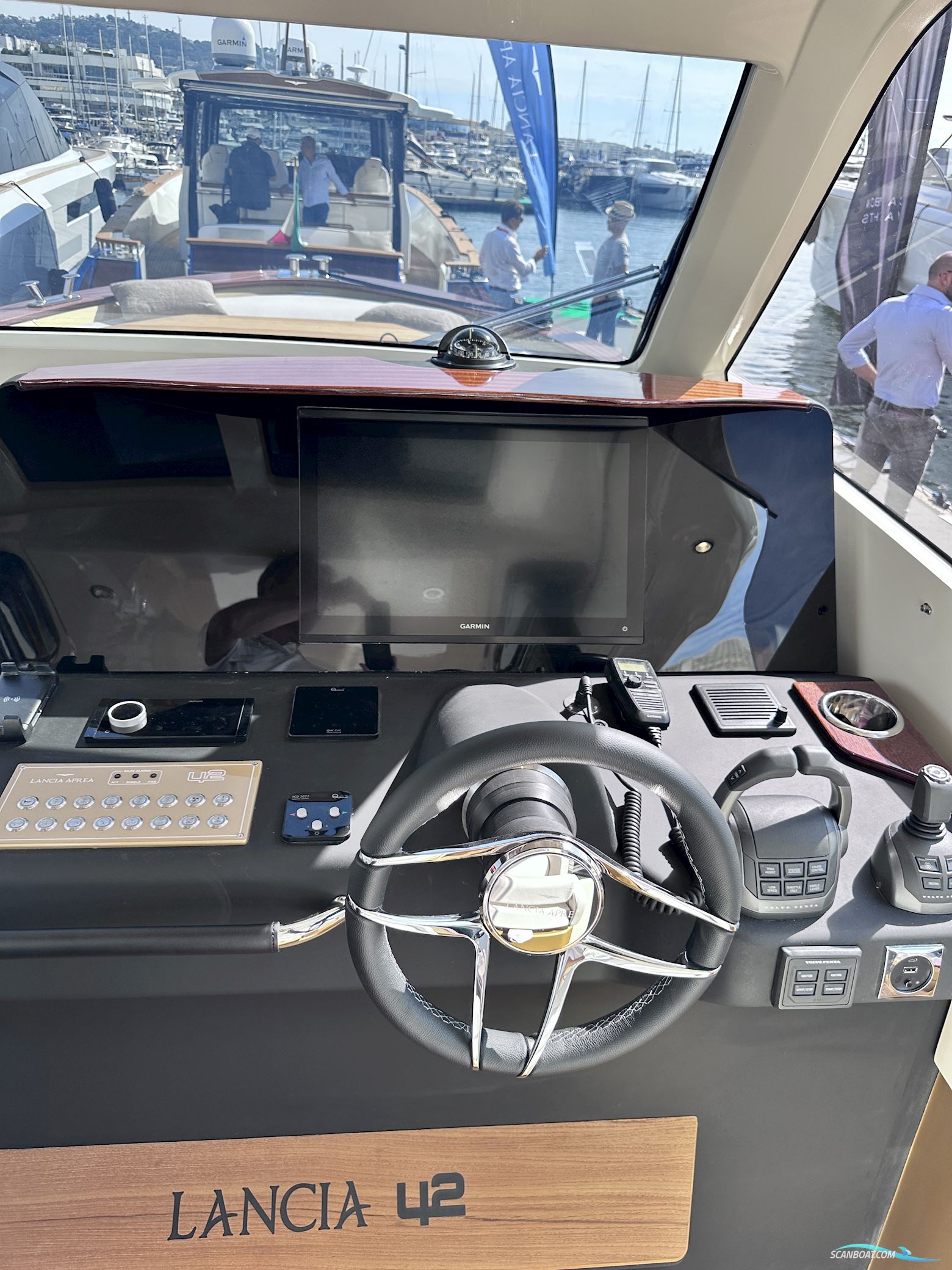 Lancia Aprea 42
